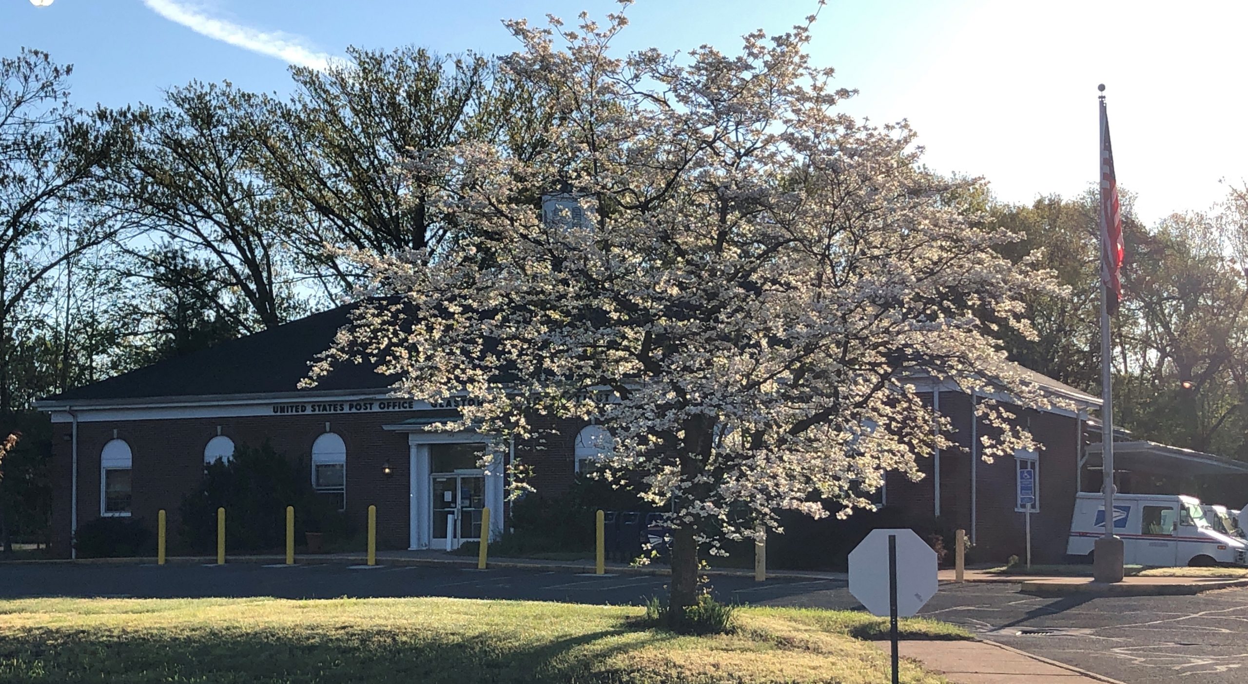 Independent Living for Christian Scientists in Glastonbury, Connecticut